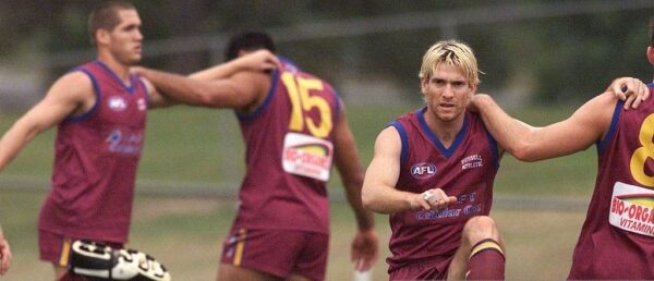 Jason Akermanis 2001 Training Jersey - Image 8
